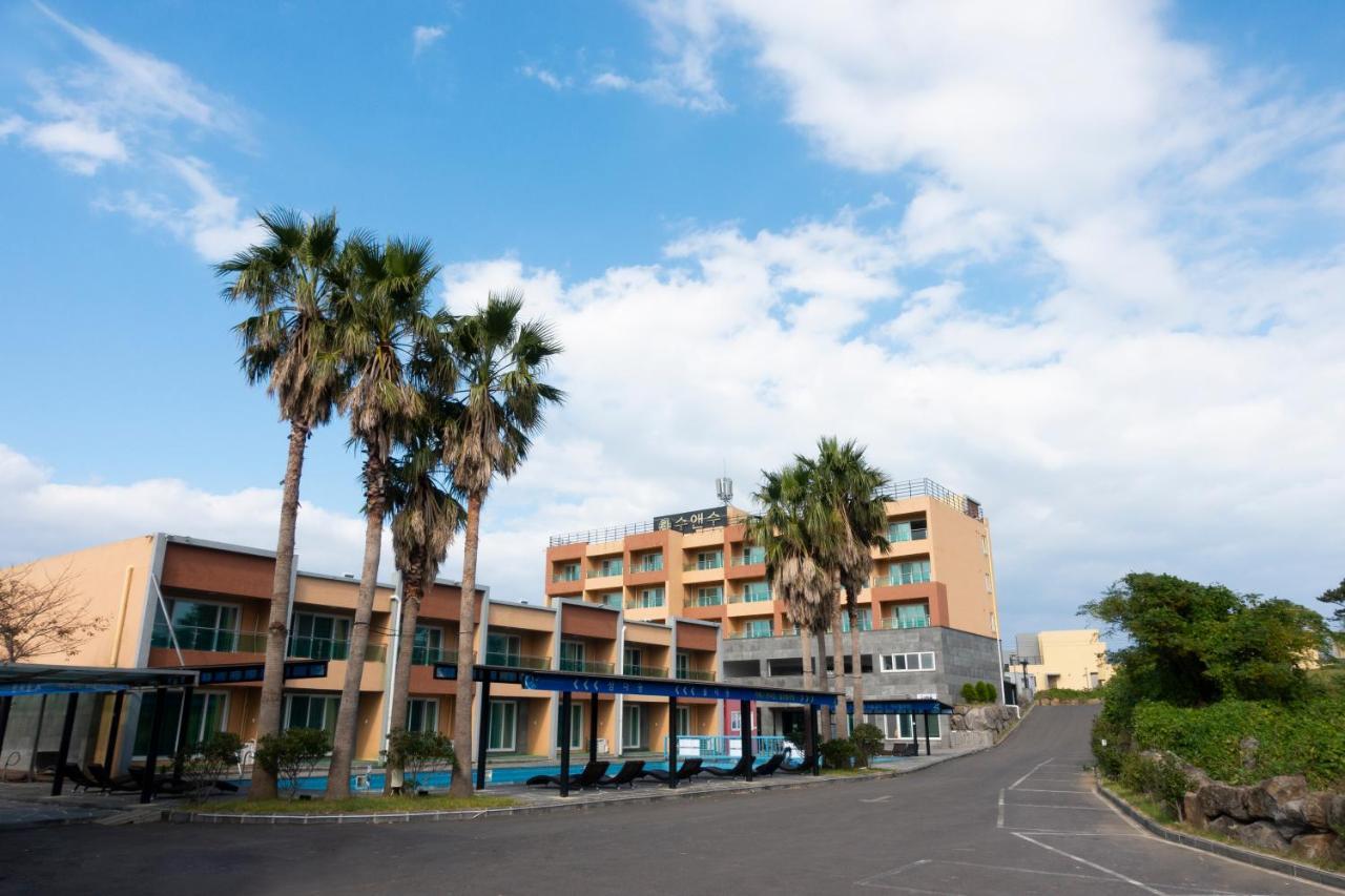 Suandsu Resort Jeju Bagian luar foto