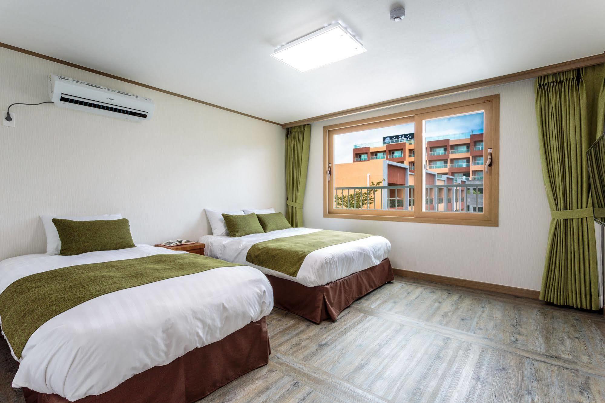 Suandsu Resort Jeju Bagian luar foto